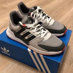 Adidas Run 90s sneaker